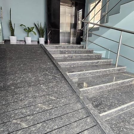 Single Suite Room Hyderabad Exterior photo